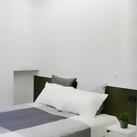 Centro Storico - Fermata Montesanto Pensjonat Neapol