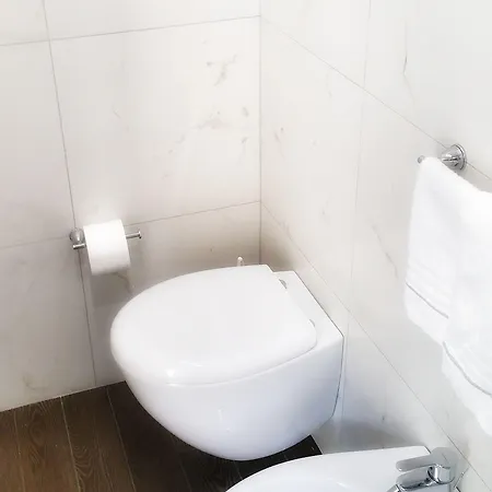 Pensjonat Centro Storico - Fermata Montesanto 4*