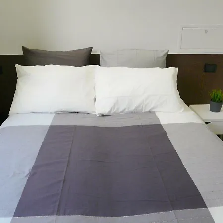 Centro Storico - Fermata Montesanto Neapol