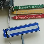 Centro Storico - Fermata Montesanto 4* Neapel