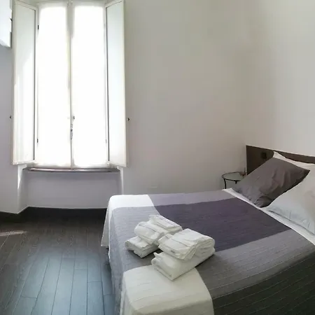 Centro Storico - Fermata Montesanto Гостевой дом 4*